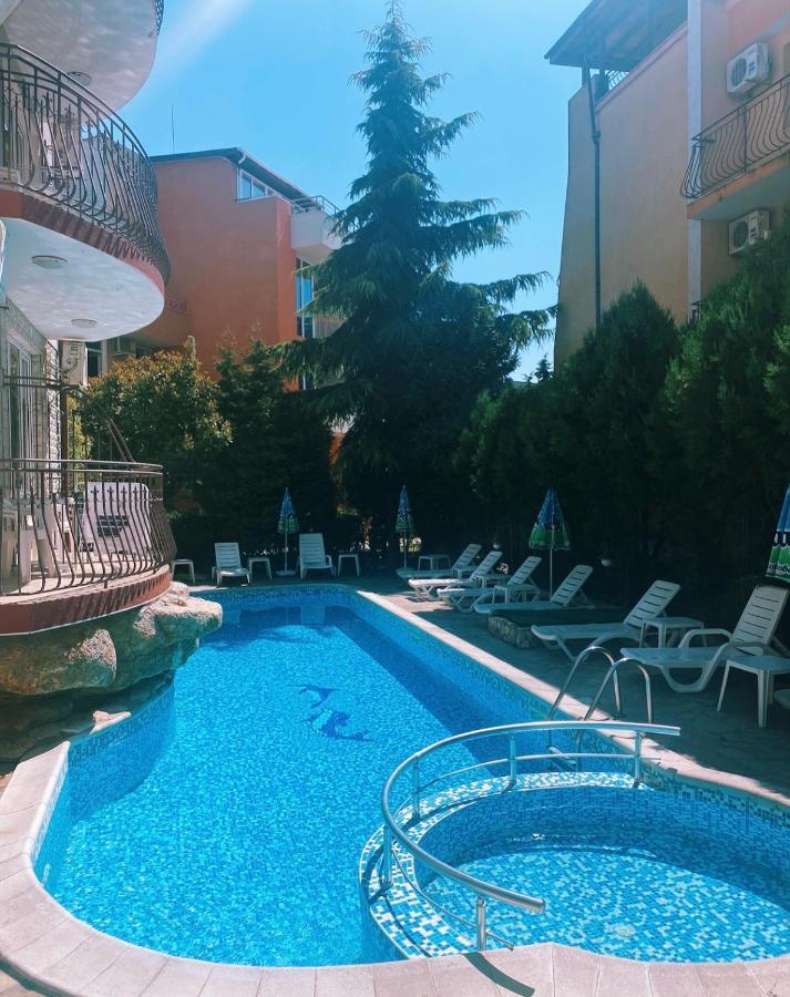 Hotel Dolphin Ράβντα Εξωτερικό φωτογραφία