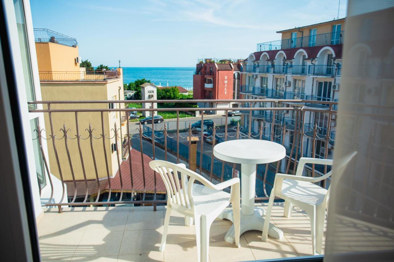 Hotel Dolphin Ράβντα Εξωτερικό φωτογραφία